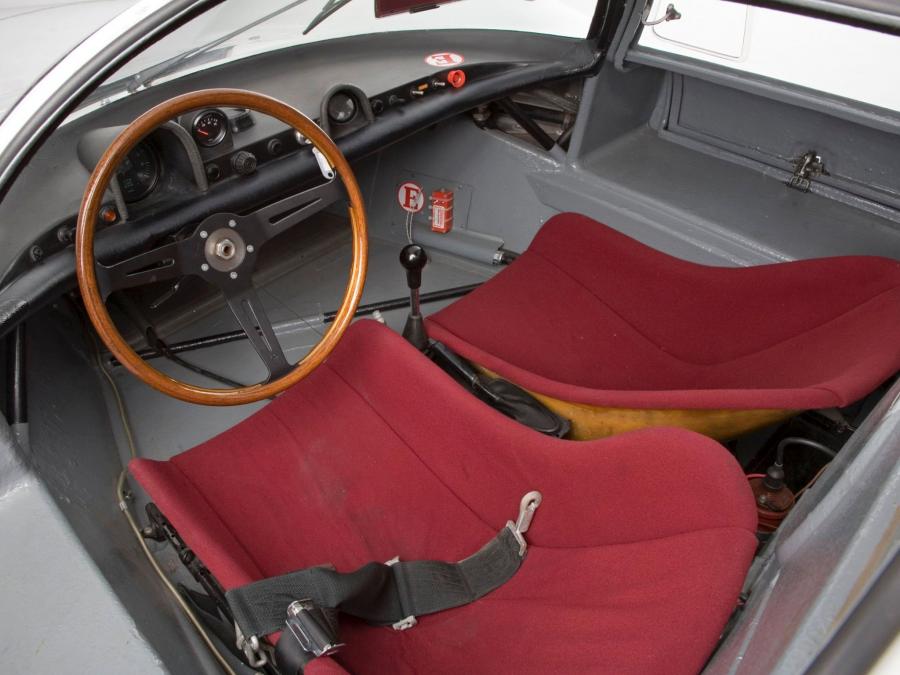  Porsche 906 Carrera 6 Kurzheck 1966 года  (фото 33 из 40)
